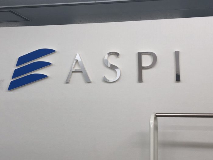 ASPI新宿の入り口